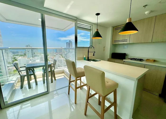 Espectacular Duplex En Bocagrande Con Vista Al Mar Y La Bahia